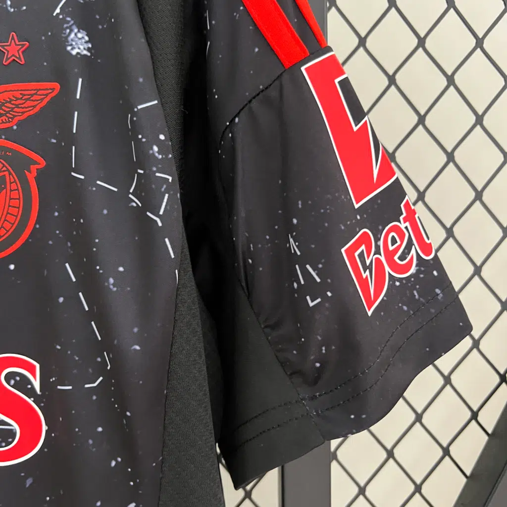 Camiseta Benfica 2024-2025 negra segunda equipación versión fan - Imagen 5