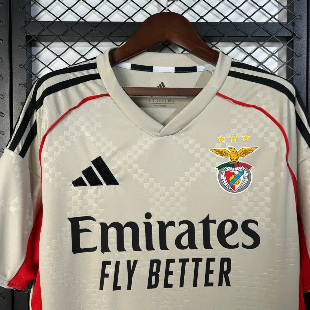 Camiseta Benfica beige 2025-2026 segunda equipación versión fan - Imagen 3