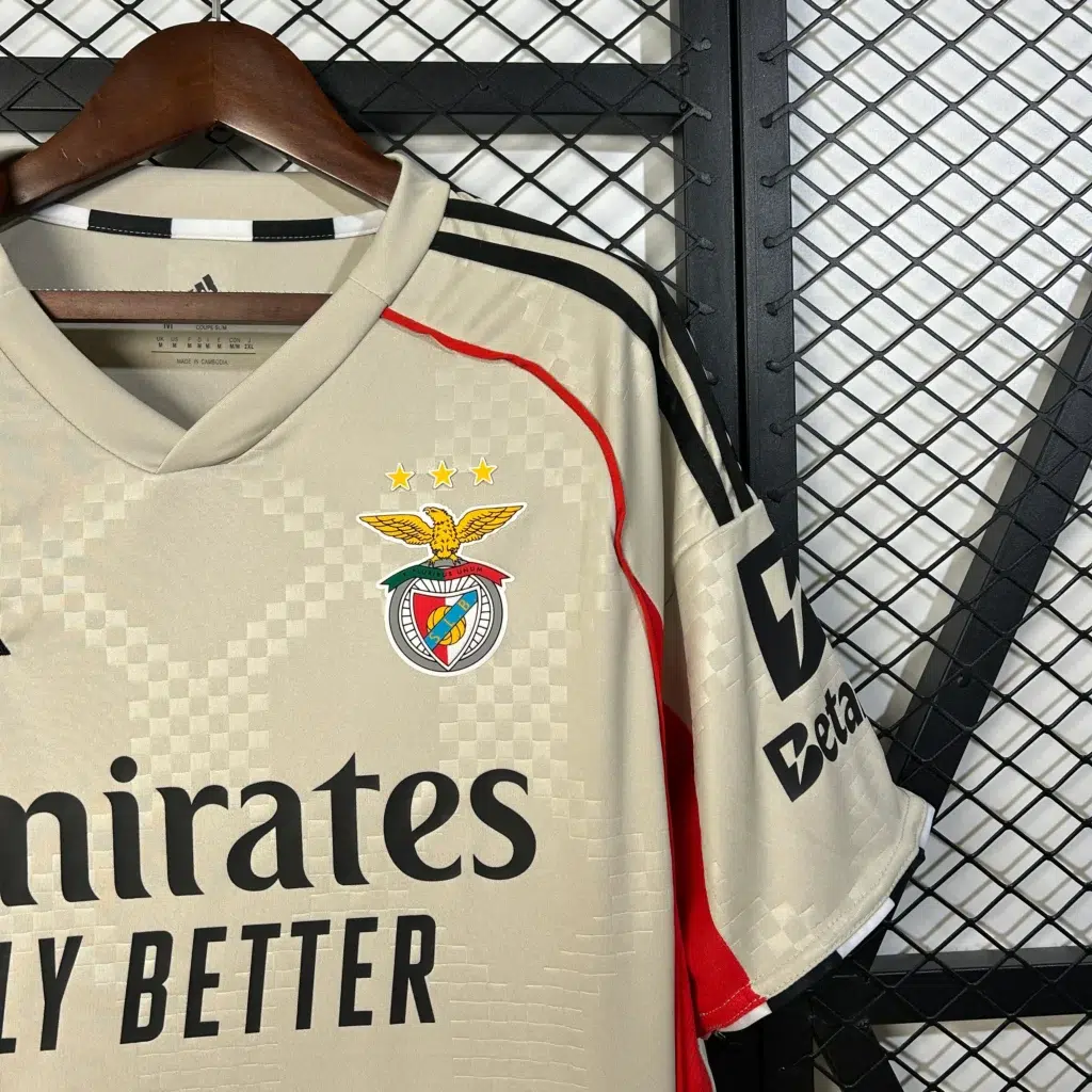 Camiseta Benfica beige 2025-2026 segunda equipación versión fan - Imagen 5