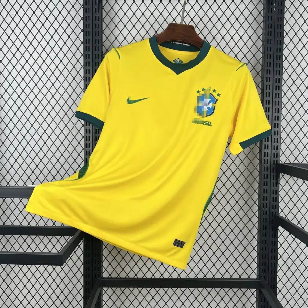 Camiseta Brasil 2026 Vinícius primera equipación versión fan