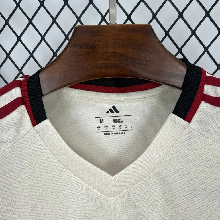 Camiseta Liverpool blanca 2025-2026 segunda equipación versión fan - Imagen 3