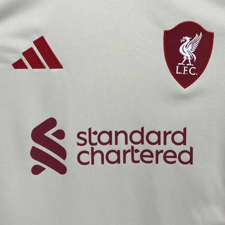Camiseta Liverpool blanca 2025-2026 segunda equipación versión fan - Imagen 5