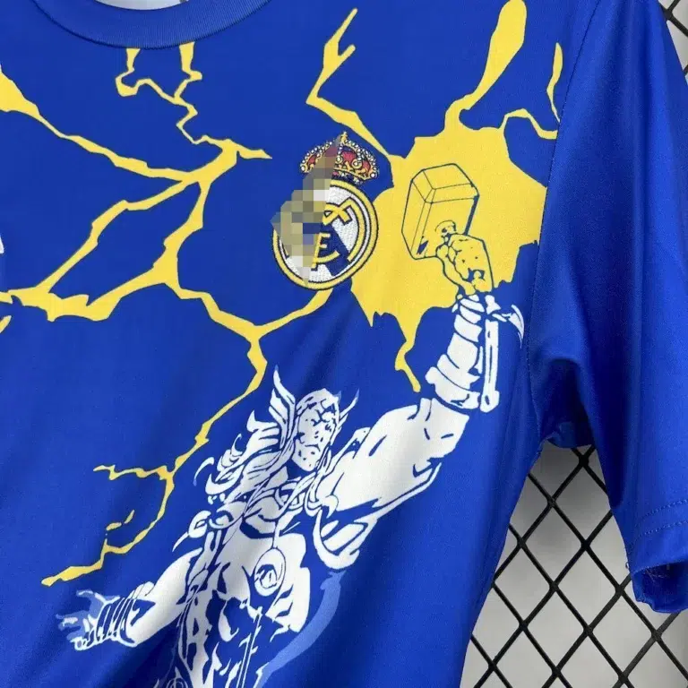 Camiseta Real Madrid azul 2025-2026 Thor edición especial versión fan - Imagen 3