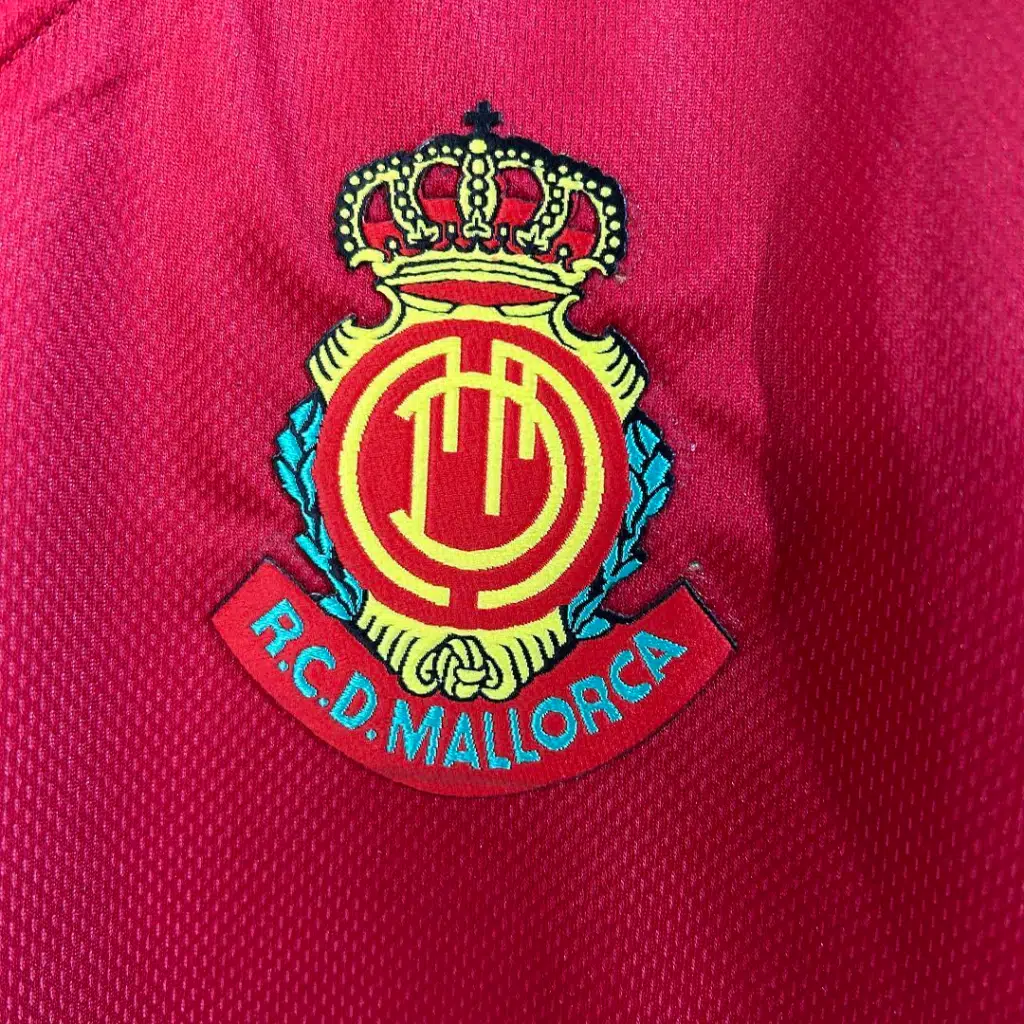 Camiseta Retro Mallorca 2001-2002 roja primera equipación - Imagen 4