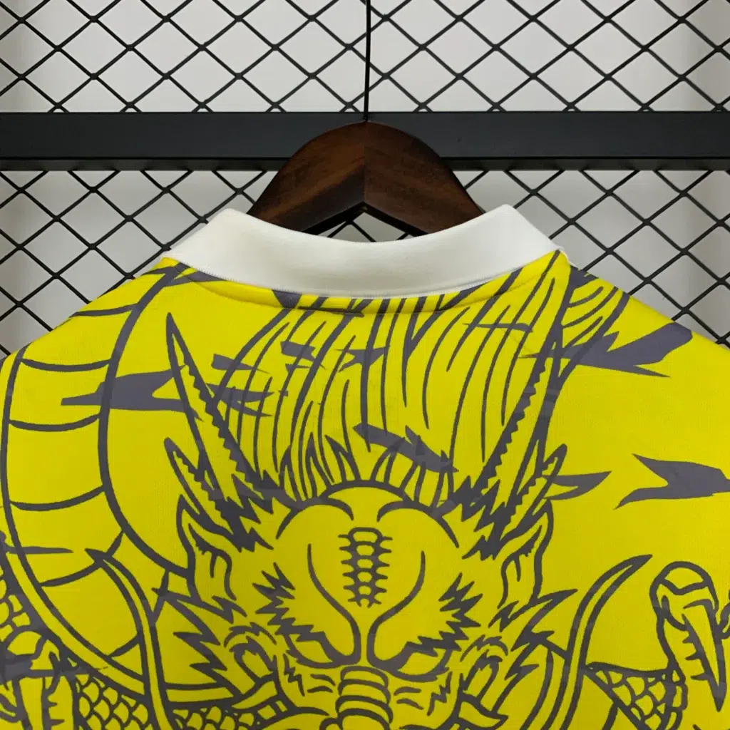 Camiseta amarillo Real Madrid 2025-2026 Dragon edición especial versión fan - Imagen 4