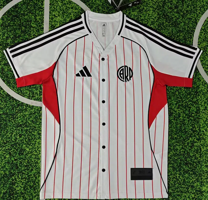 Camiseta blanca River Plate Us pack 2025 edición especial
