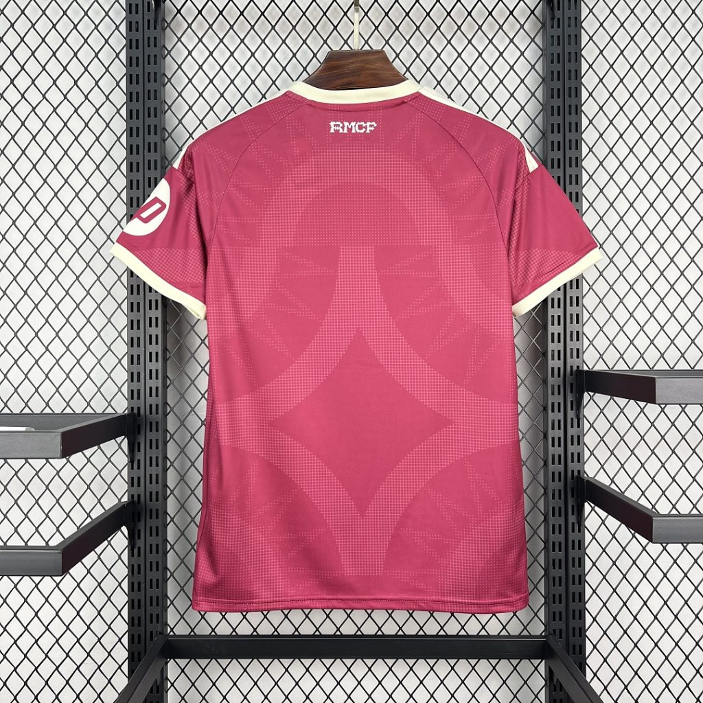 Camiseta rosa Real Madrid 2026-2027 tercera equipación versión fan - Imagen 2