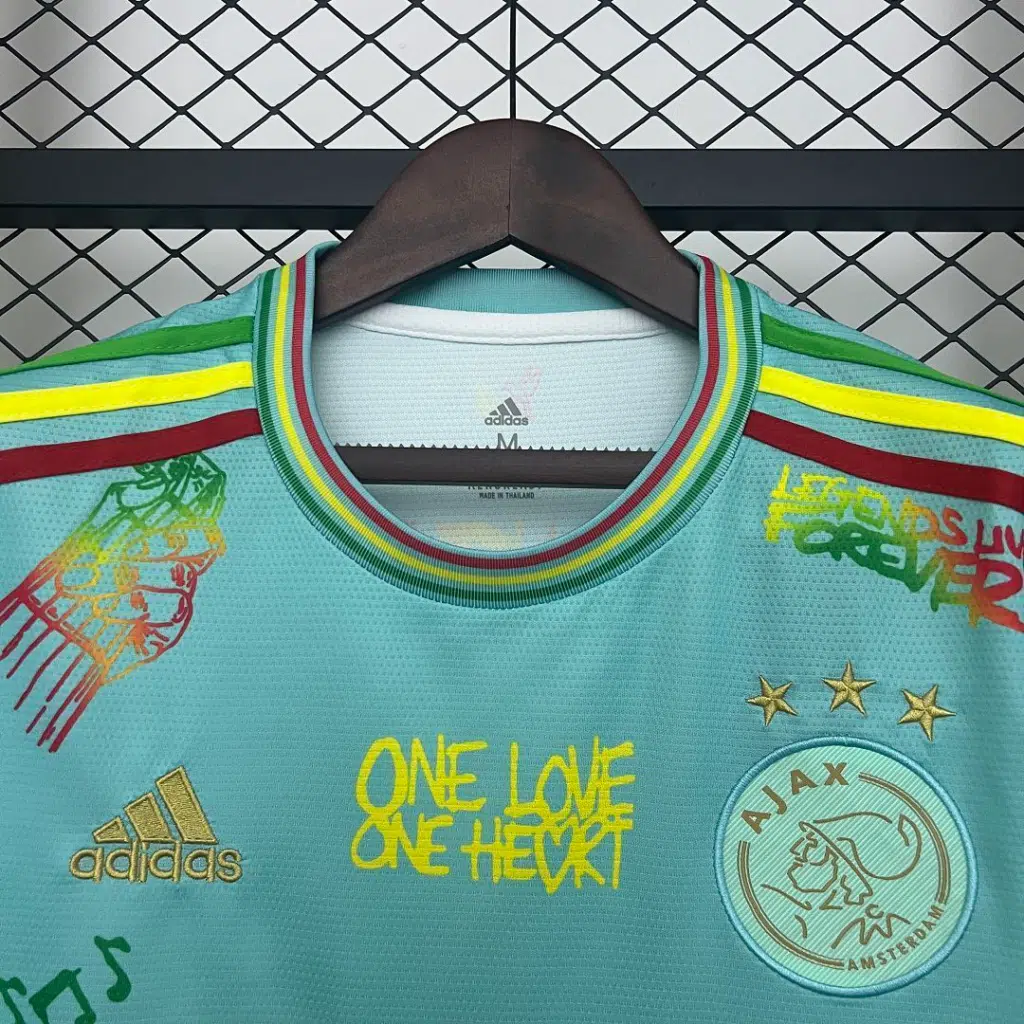 Camiseta verde Ajax Bob Marley 2025-2026 edición especial versión fan - Imagen 3