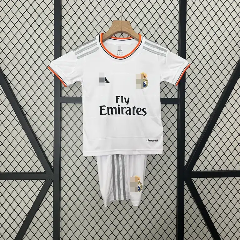 Conjunto retro niño blanco Real Madrid 2013-2014 primera equipación