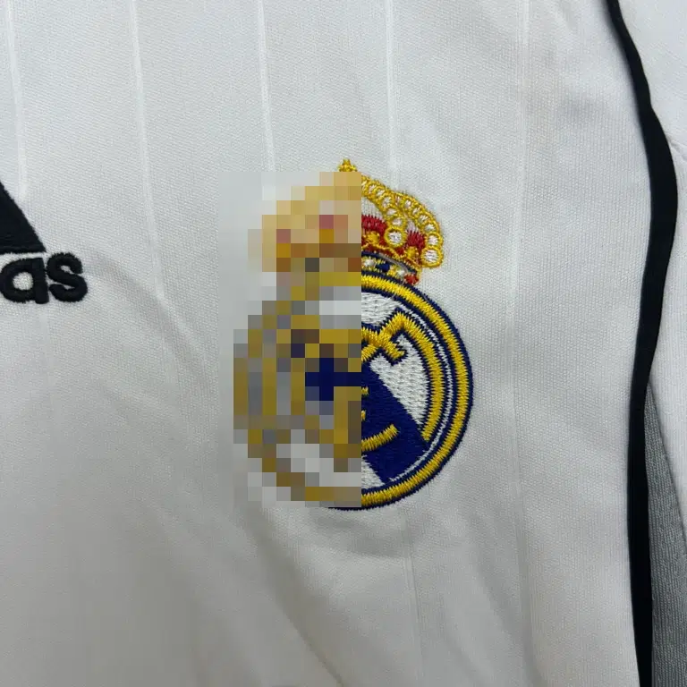 Conjunto retro niño Real Madrid 2006-2007 primera equipación - Imagen 7