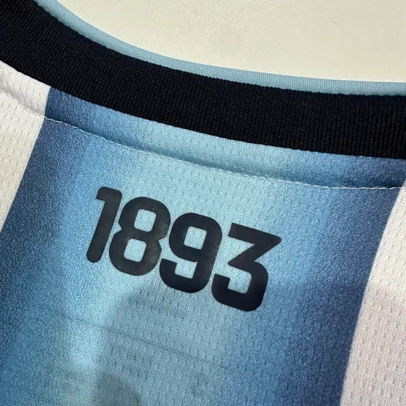 Nueva camiseta seleccion Argentina Mundial 2026 primera equipación versión fan - Imagen 5
