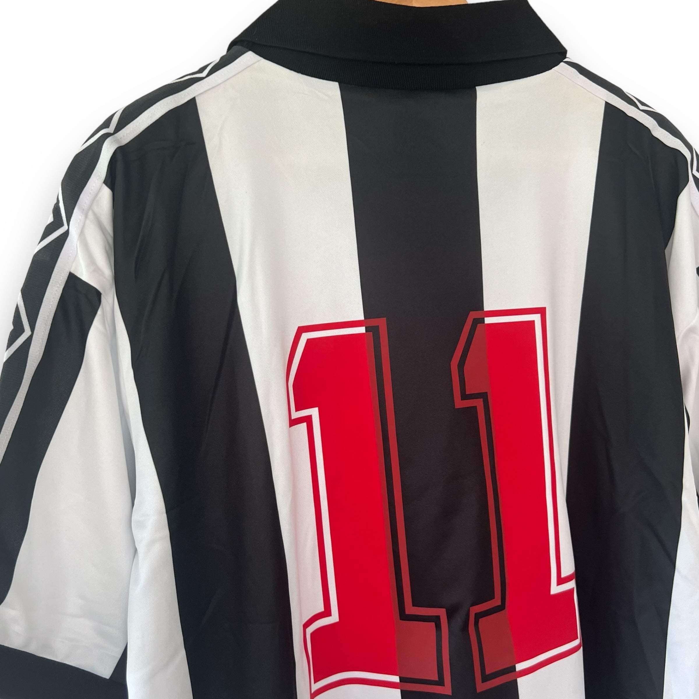 Camiseta Newcastle 1980-82 Local manga corta para adulto - Imagen 4