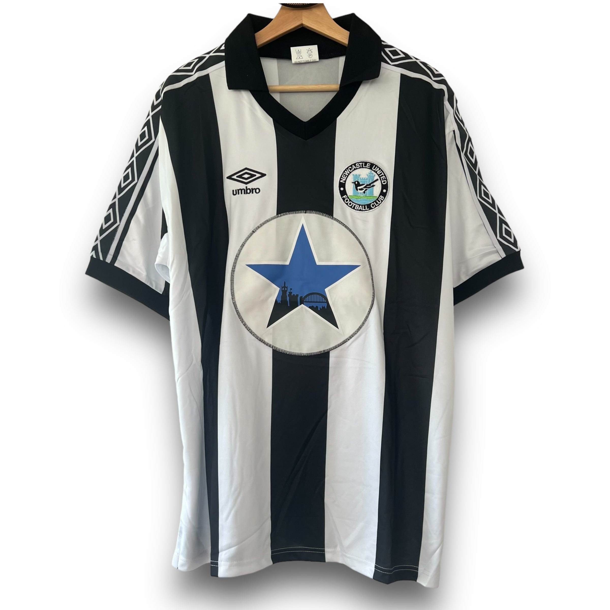Camiseta Newcastle 1980-82 Local manga corta para adulto