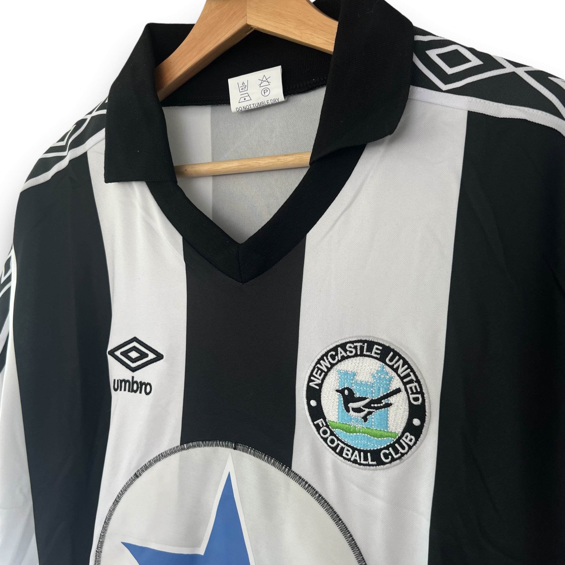Camiseta Newcastle 1980-82 Local manga corta para adulto - Imagen 3