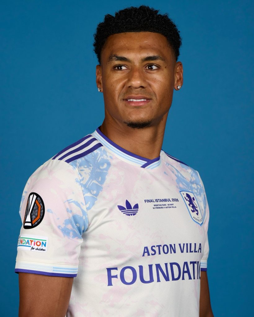 Aston Villa 2025/2026 Final de la Europa League 3