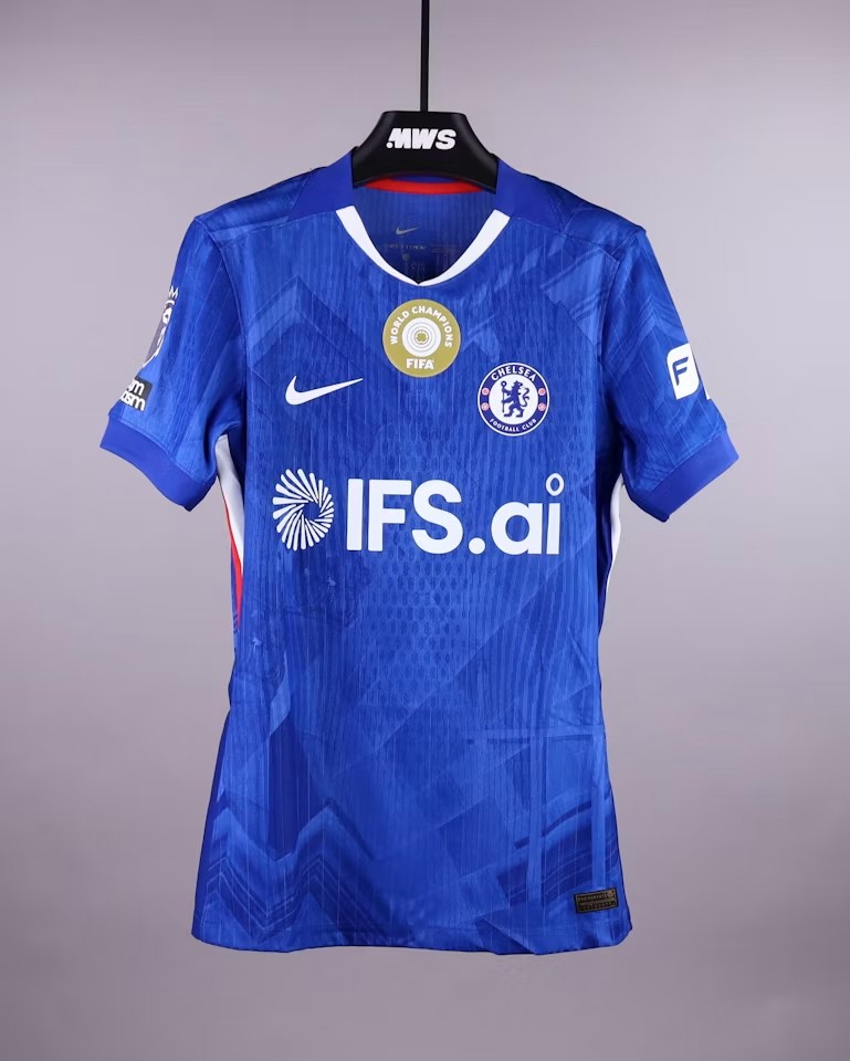 Primera equipación de Chelsea 2025/2026