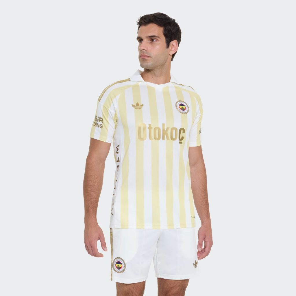 Segunda equipación de Fenerbahçe 2026/2027