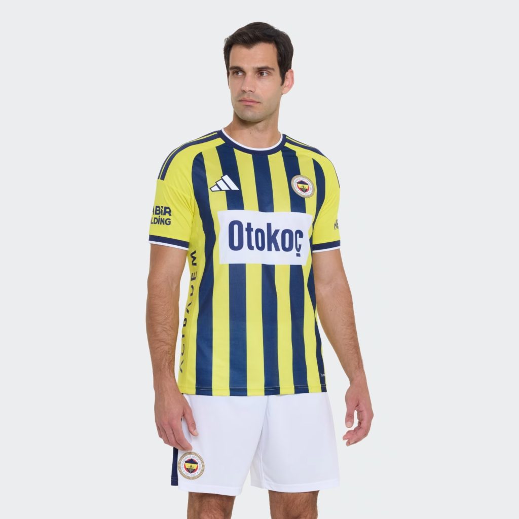 Primera equipación de Fenerbahçe 2026/2027