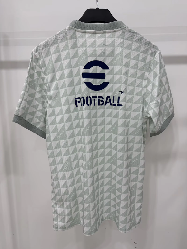 camiseta Inter Milan 2026-2027 entrenamiento blanco versión fan - Imagen 2