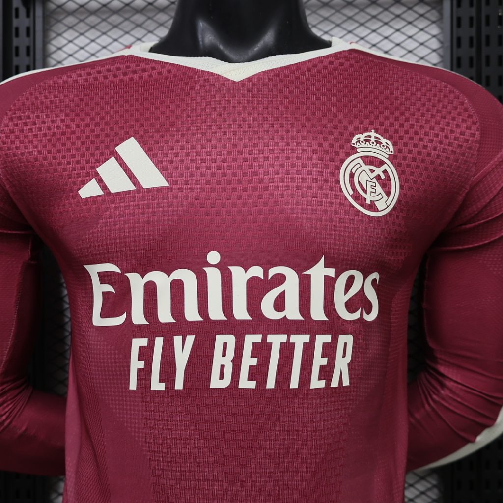 Camiseta Real Madrid rosa 2026-2027 Manga Larga Tercera Equipacion versión jugador - Imagen 4