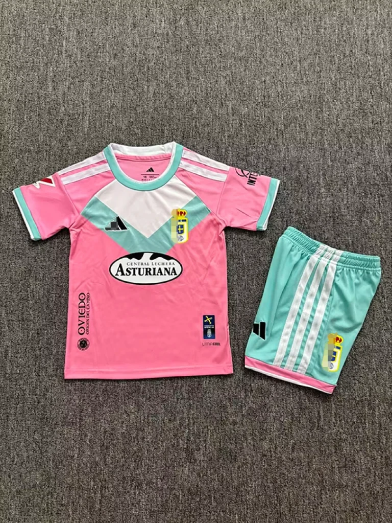 Conjunto niño Real Oviedo 2026-2027 Rosa Tercera equipacion