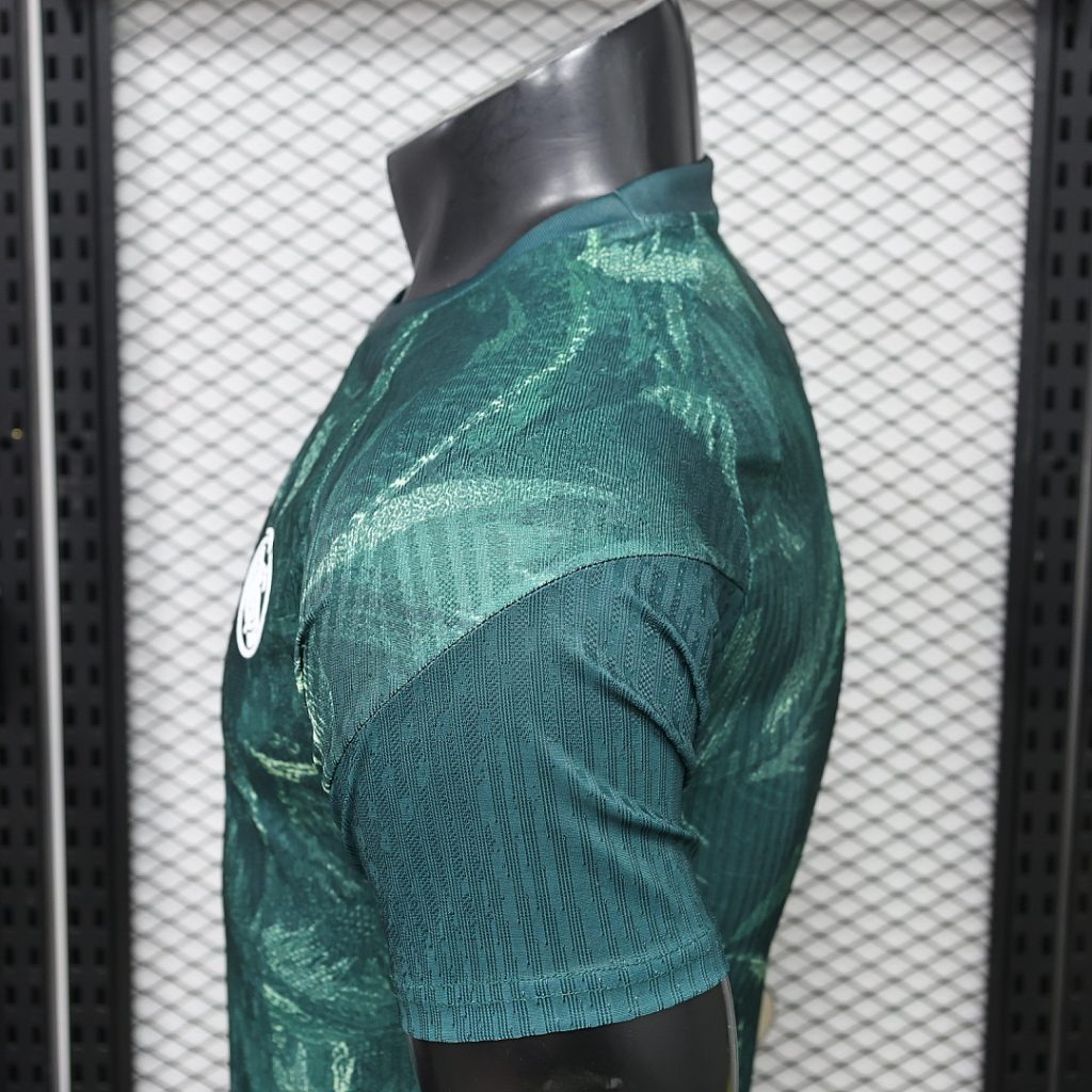 Camiseta Real Madrid Entrenamiento 2026-2027 Verde Version Jugador - Imagen 4