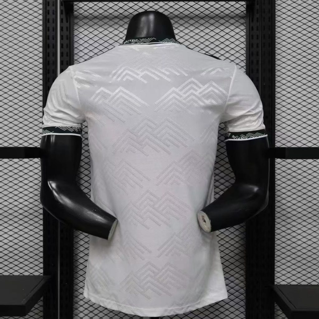 Camiseta Juventus 2026-2027 Blanco Edicion Especial versión jugador - Imagen 2