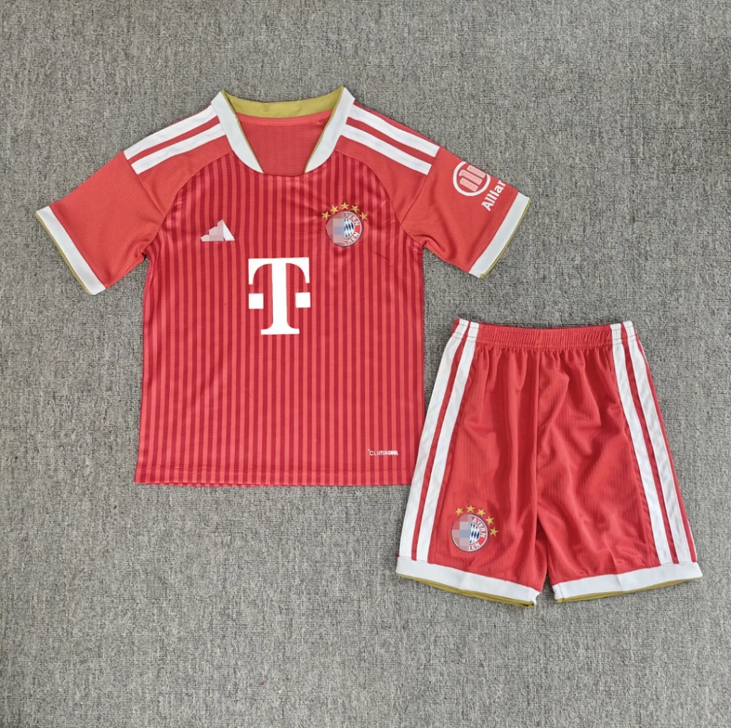 Conjunto Niño Bayern Munich 2026-2027 Luis Díaz Primera Equipación