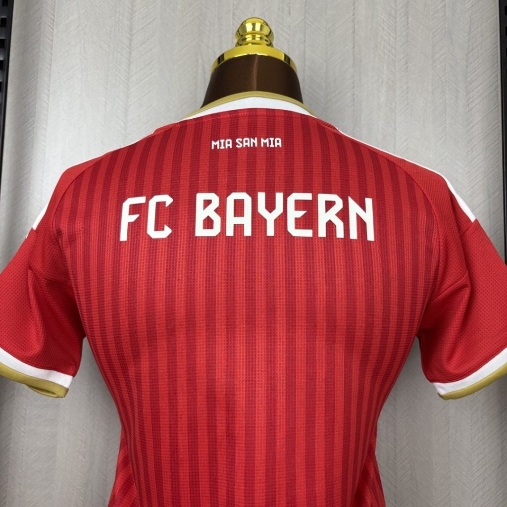 Camiseta Roja mujer Bayern Munich 2026-2027 Primera Equipación Versión Fan - Imagen 3