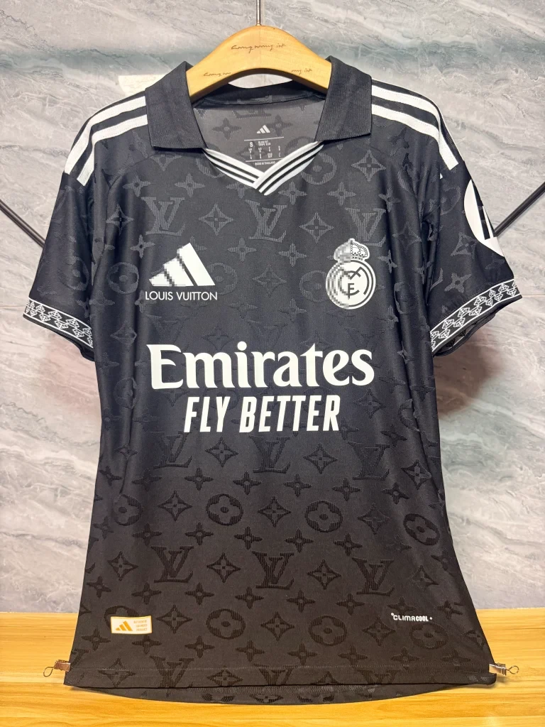 Camiseta Louis Vuitton Real Madrid 2026-2027 Negro Edicion Especial versión Fan