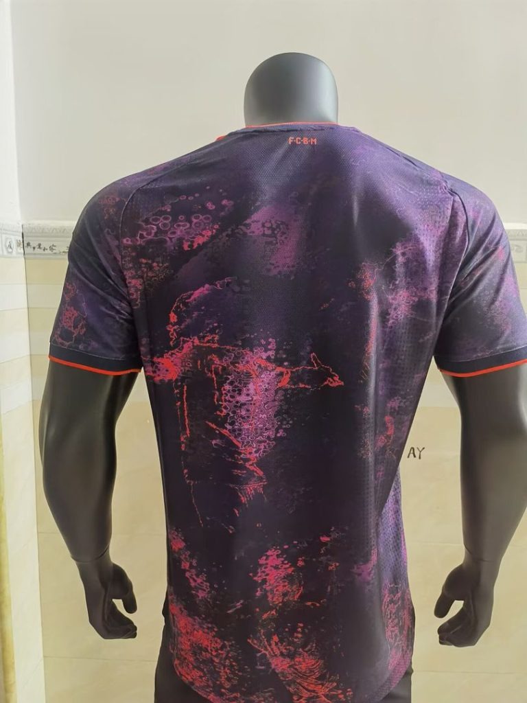 Camiseta Bayern Munich 2026-2027 Morada Tercera equipacion versión Jugador - Imagen 2