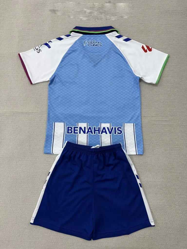 Conjunto Niño Malaga CF 2026-2027 CHUPE Primera Equipacion - Imagen 2