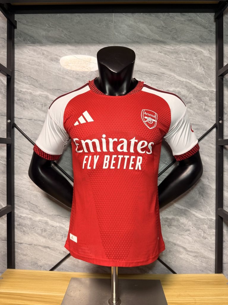 Camiseta Arsenal Gyokeres 2026-2027 primera equipacion versión jugador