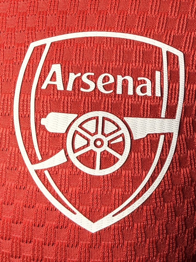 Camiseta Arsenal Gyokeres 2026-2027 primera equipacion versión jugador - Imagen 6