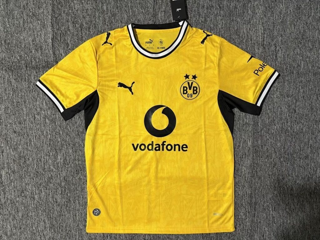 Camiseta Borussia Dortmund 2026-2027 Serhou Guirassy primera equipacion versión fan