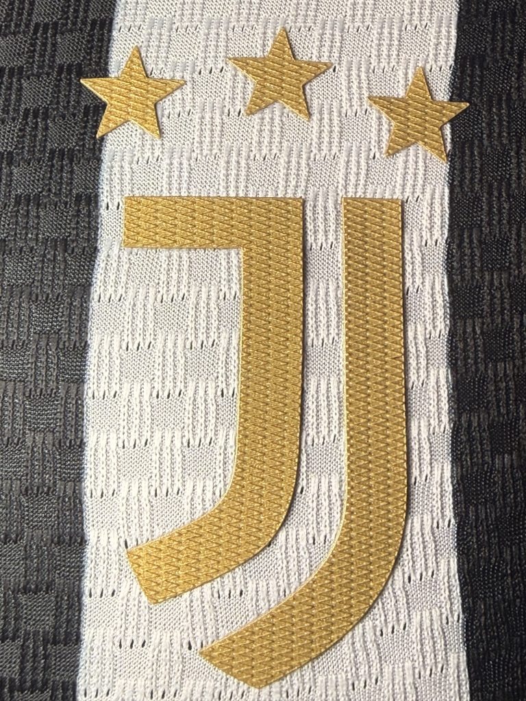 Camiseta Juventus blanco/negro 2026-2027 primera equipacion versión jugador - Imagen 6