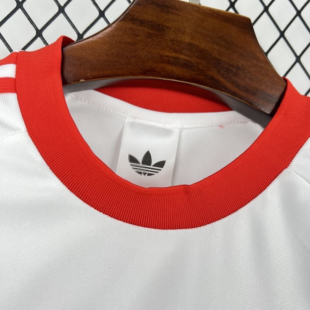 Camiseta Liverpool 2026-2027 Blanca Edicion Especial Versión Fan - Imagen 4