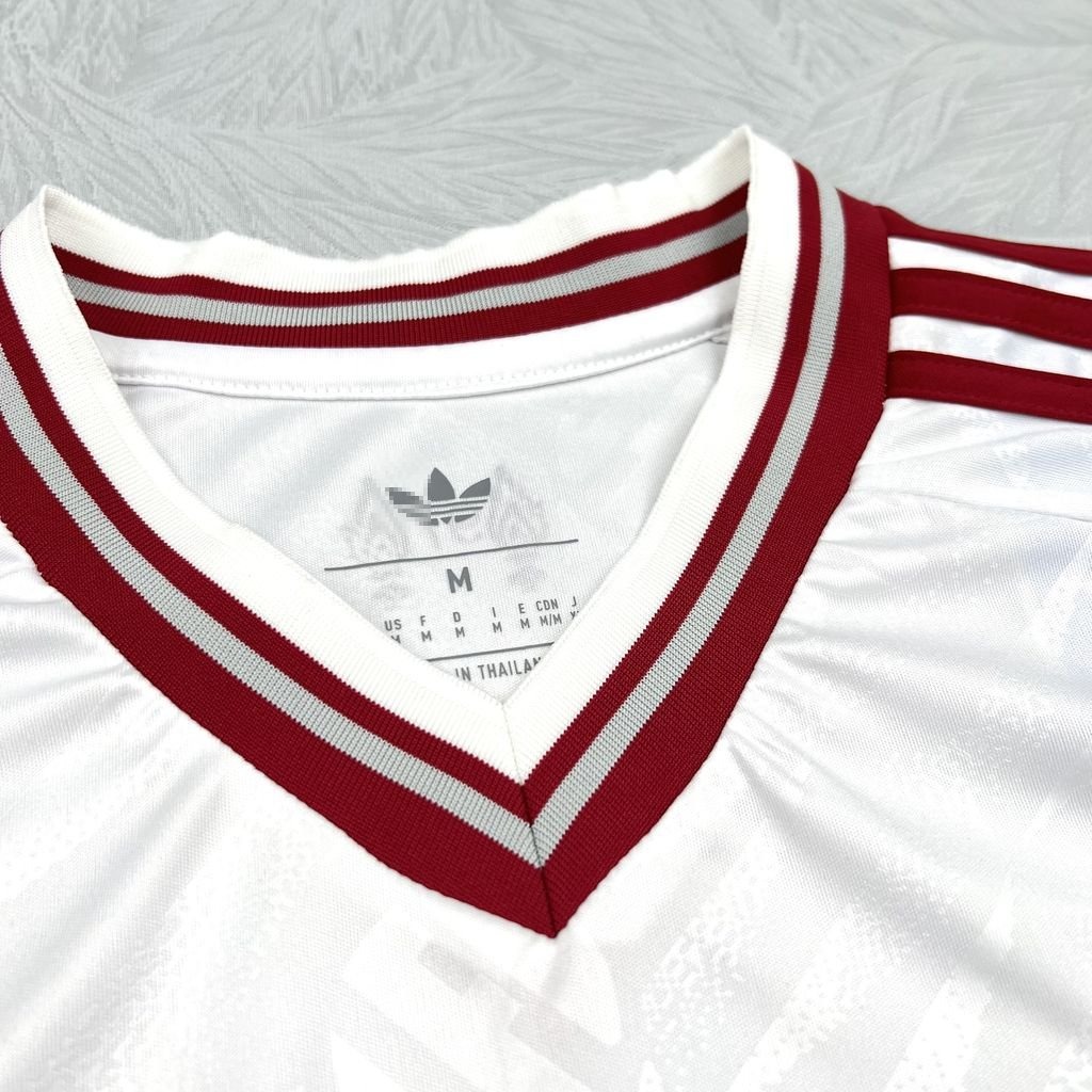 Camiseta Liverpool Blanca 2026-2027 Segunda Equipacion Versión Fan - Imagen 4