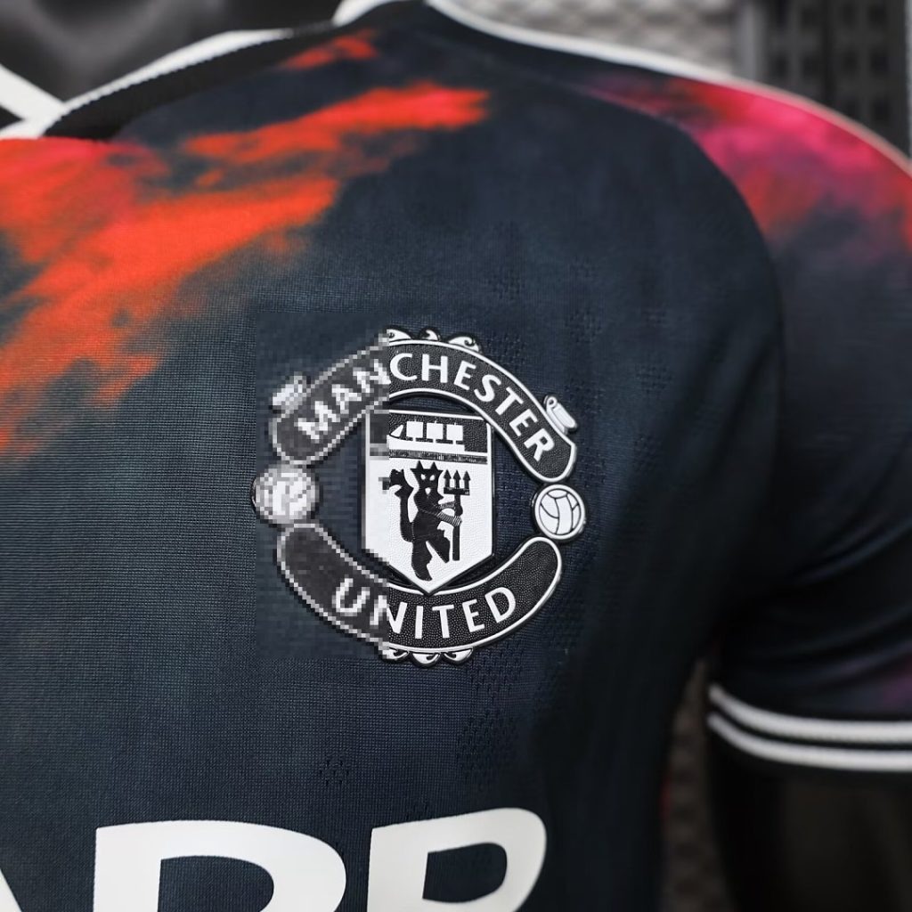 Camiseta Manchester United Negra 2026-2027 Edicion Especial Version Jugador - Imagen 3