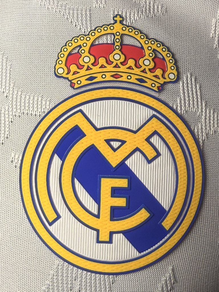 Camiseta Real Madrid X Louis Vuitton 2026-2027 edición especial versión jugador - Imagen 6