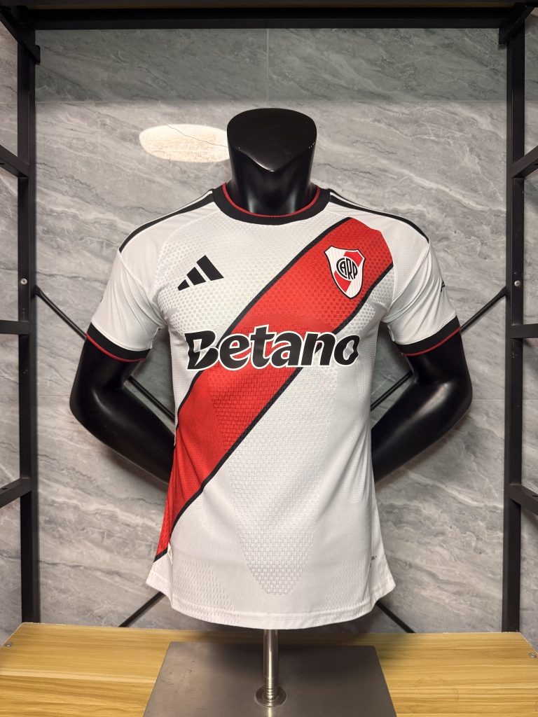 Camiseta River Plate Blanca 2026-2027 primera equipacion versión jugador