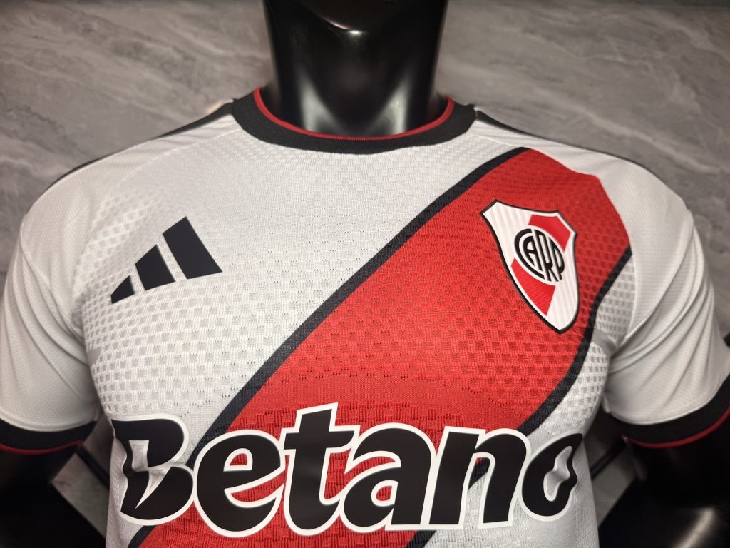 Camiseta River Plate Blanca 2026-2027 primera equipacion versión jugador - Imagen 3
