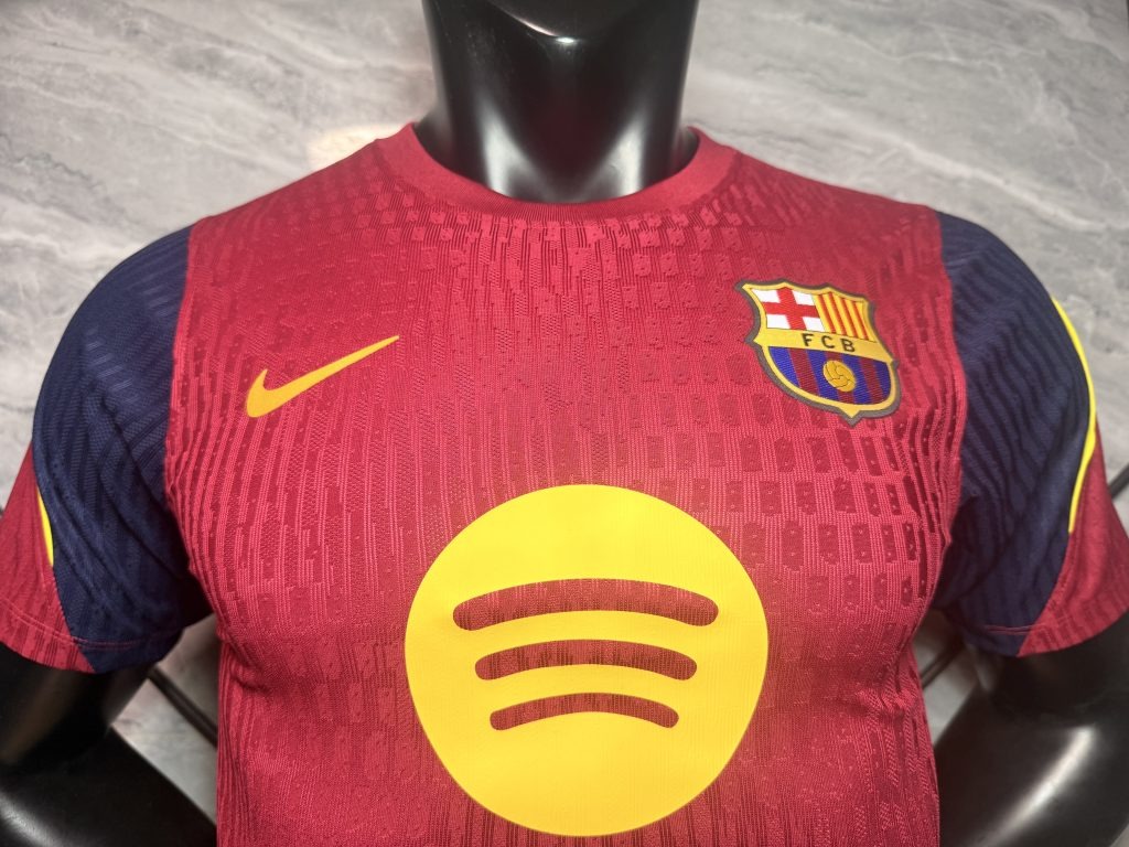 Camiseta entrenamiento FC Barcelona rojo 2026-2027 versión jugador - Imagen 3