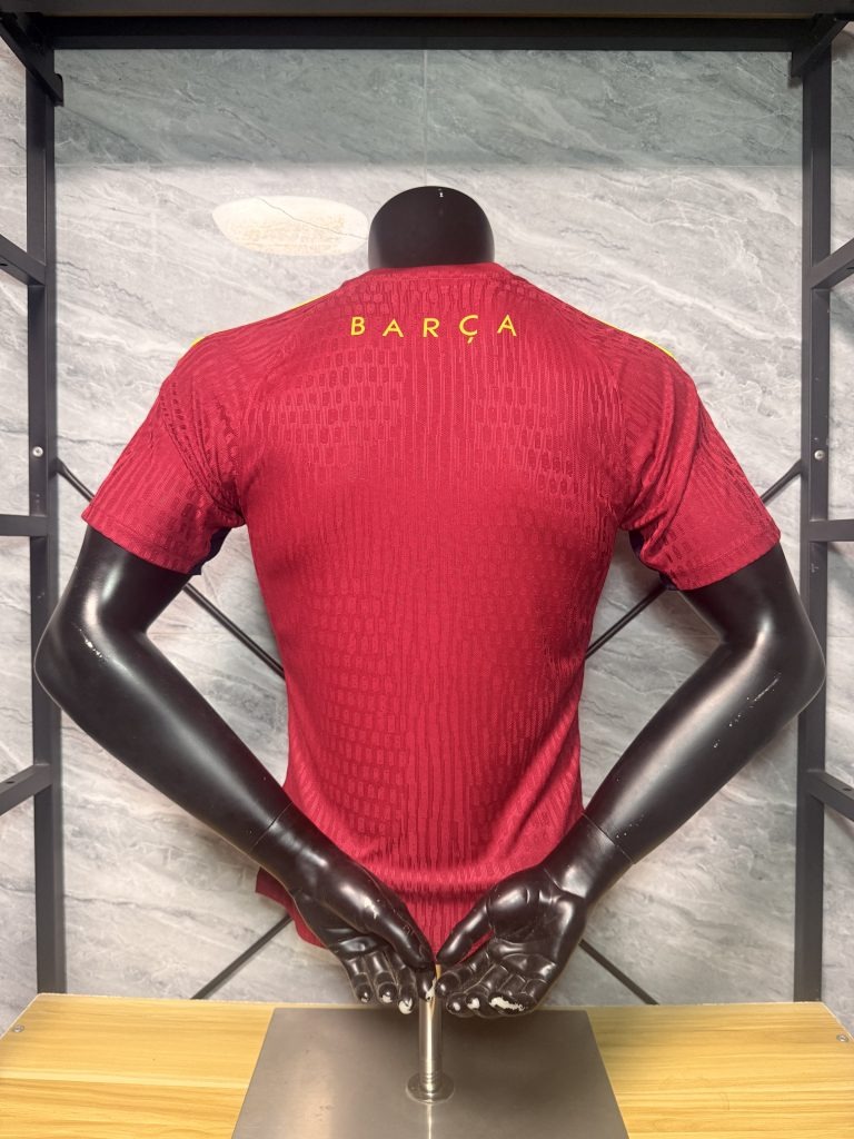 Camiseta entrenamiento FC Barcelona rojo 2026-2027 versión jugador - Imagen 2