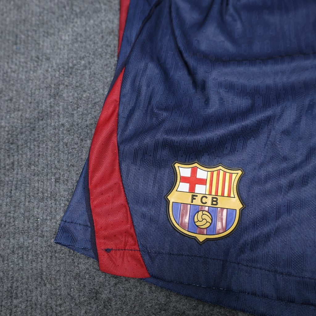 Conjunto niño Lamine Yamal FC Barcelona 2026-2027 primera equipacion - Imagen 7