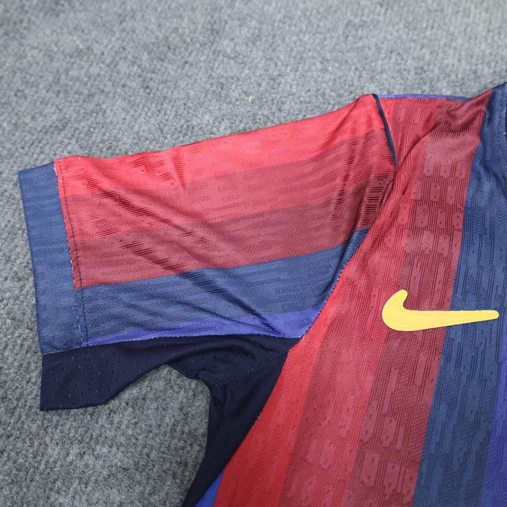 Conjunto niño Lamine Yamal FC Barcelona 2026-2027 primera equipacion - Imagen 4