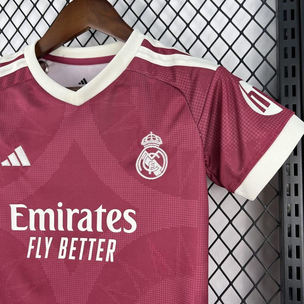 Conjunto niño Real Madrid rosa 2026-2027 tercera equipacion - Imagen 4