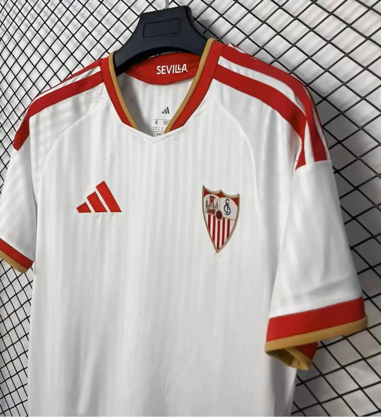 Nueva camiseta Sevilla blanca 2026-2027 primera equipacion versión fan - Imagen 4
