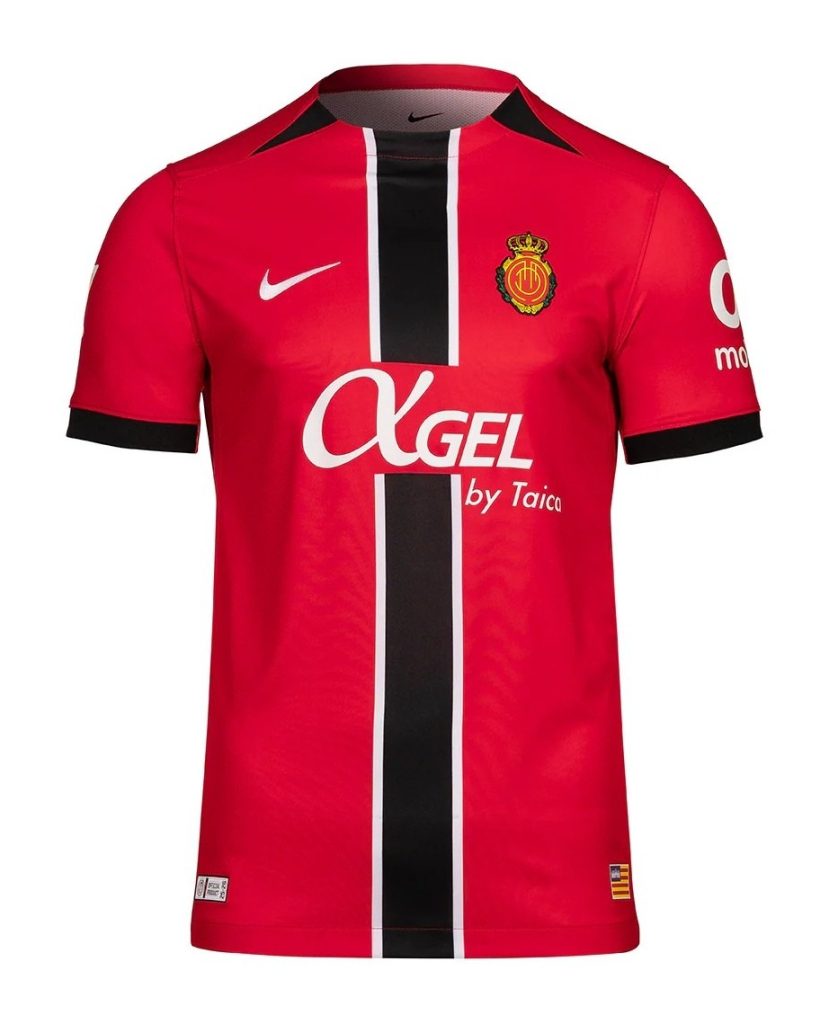 Primera equipación de Mallorca 2025-26
