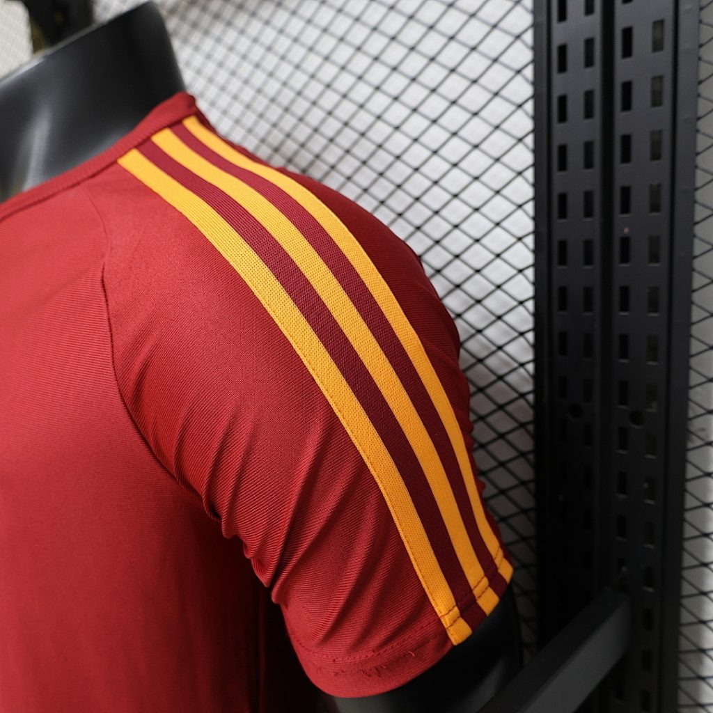 Camiseta roja AS Roma 2026-2027 edición especial versión jugador - Imagen 5